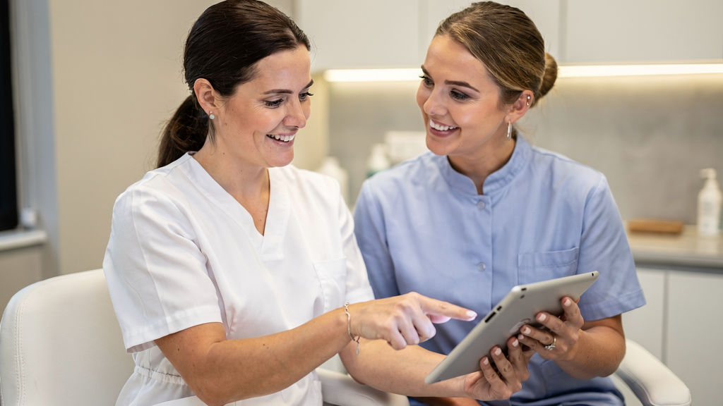 Teeth Whitening Income & Pricing Guide (Australia)